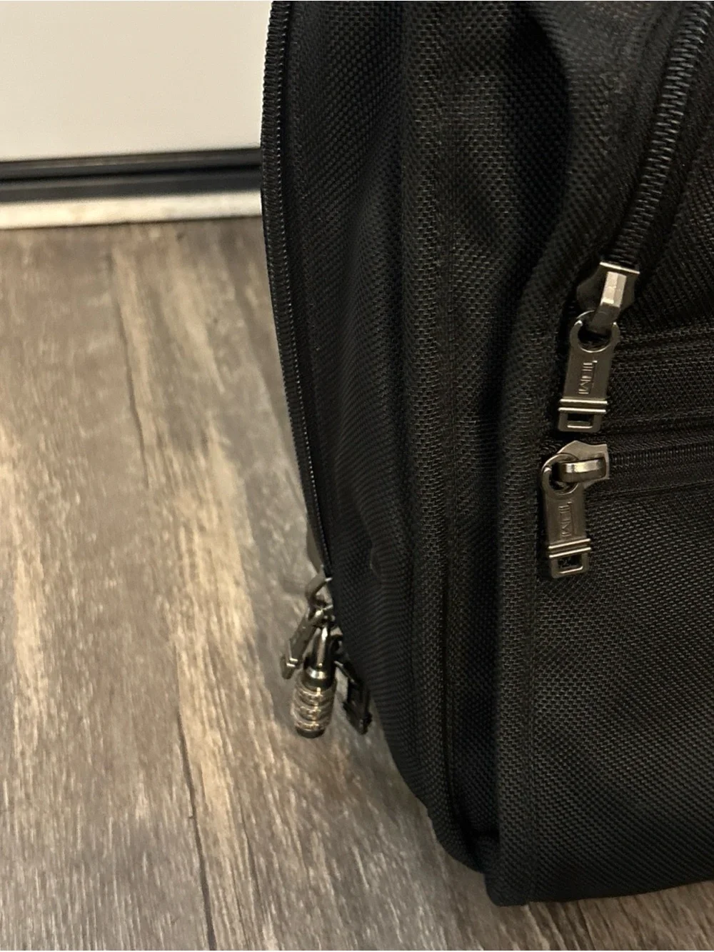 Professional Black Rolling Briefcase with Telescoping Handle